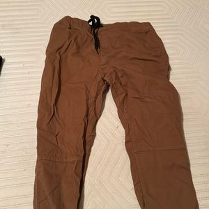 brown pants